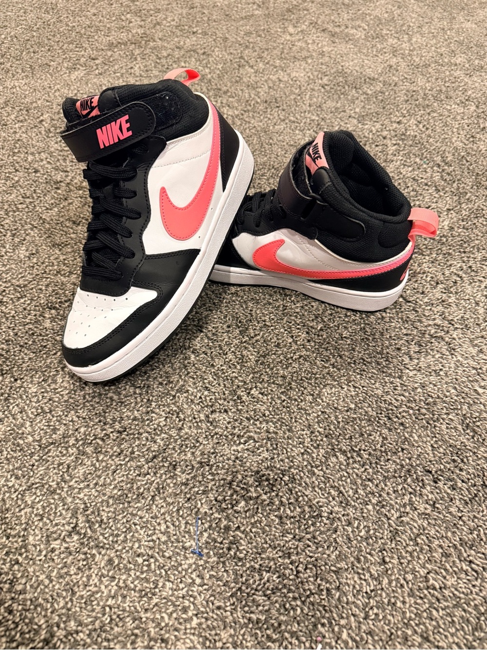 Size 7M/8.5W - Nike Black White Sunset Pulse Dunk Court Borough Mid - CD7783-005